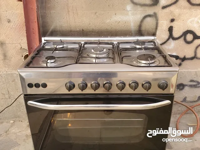 فرن خمس عيون