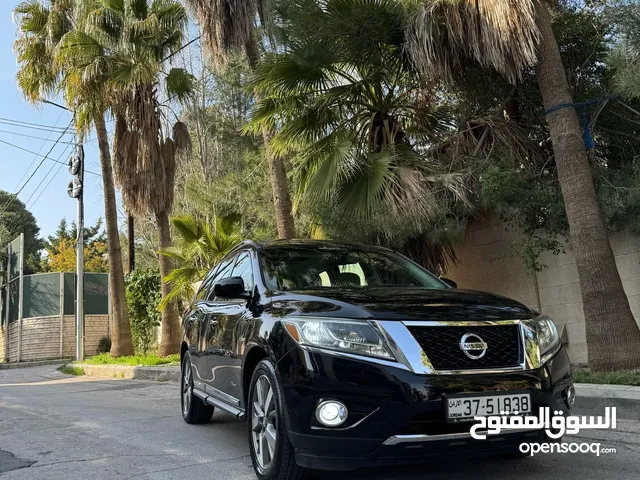 Used Nissan Pathfinder in Amman