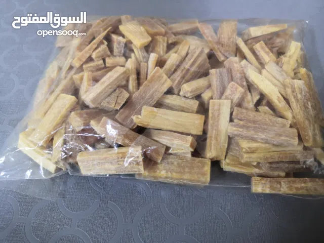 عنفر اصلي ممتاز وارد اوغندا ريحته عطره ويمكن حتى استخدامه قبل اضافه العطور الكيلو 55 ريال