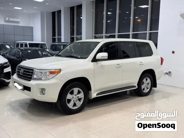 Toyota Land Cruiser GX 2014 (Pearl)