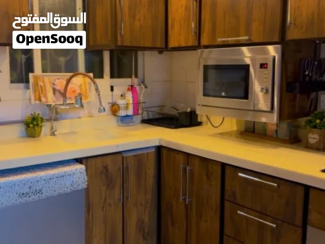 مطبخ كامل للبيع بداعي السفرررر