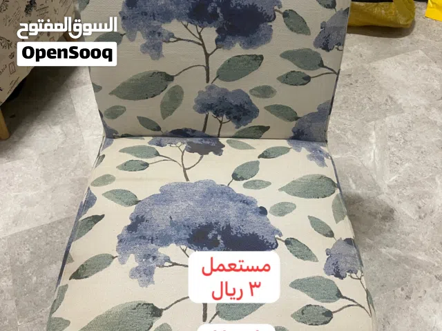 كراسي مستخدمة بسعر زهيد