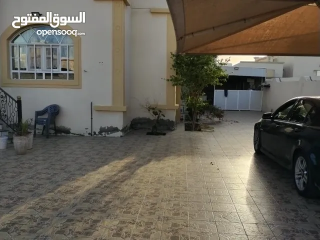 250 m2 3 Bedrooms Townhouse for Sale in Muscat Al Maabilah