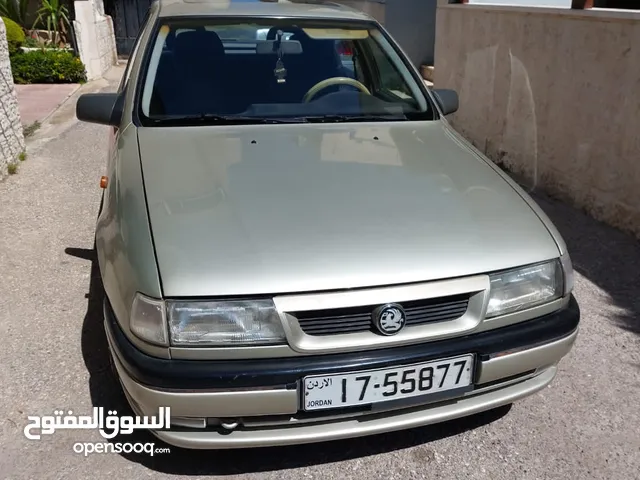 Opel Vectra  in Amman