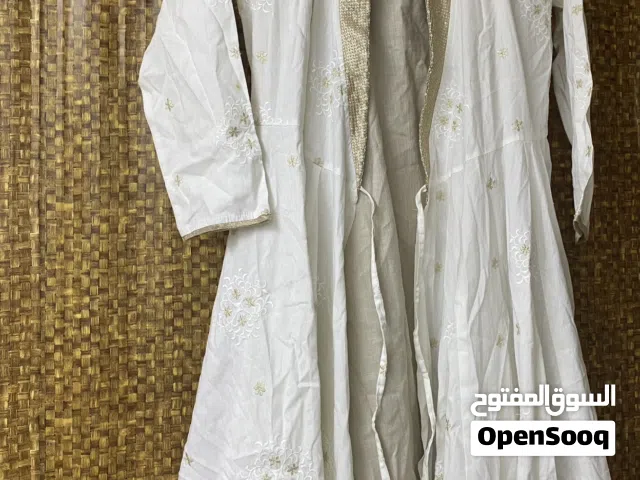 عباية (Monaco) كتان بتطريز ذهبي made in Kuwait