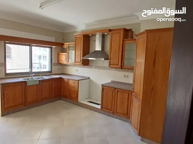للبيــــــــــع شقـــة مميزة خلدا 182 متر