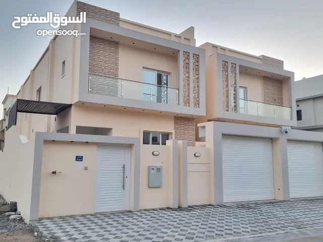 370 m2 5 Bedrooms Villa for Sale in Muscat Ghubrah