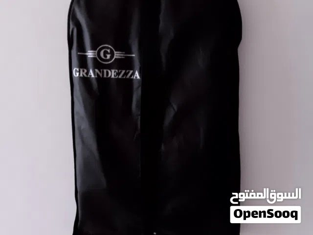 بدلة عريس زرقاء اللون