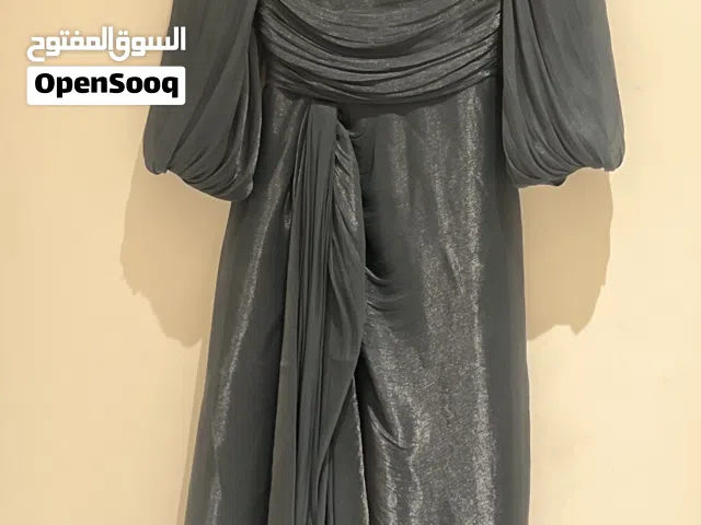 فستان اخضر راقي