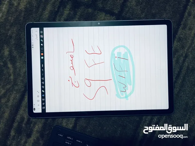 تابلت سامسونج جالكسي s9 fe wifi مع الكيبورد الاصلي بسعر مغري استخدام خفيف شبه الجديد نظيف جدا جدا