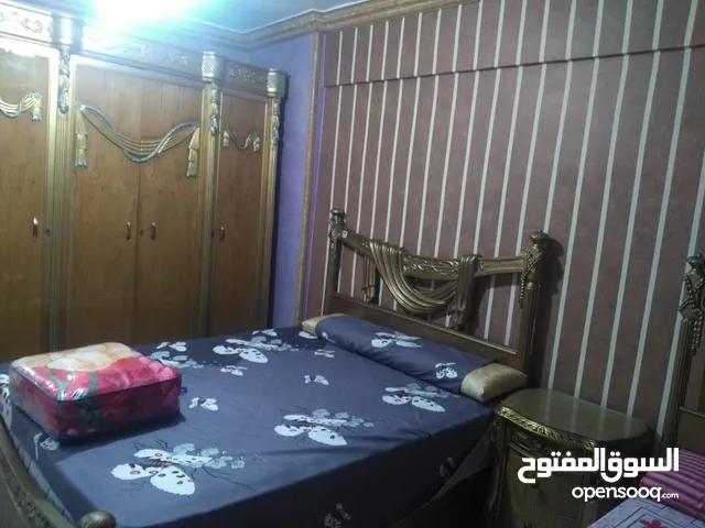 ميامي تاني عقار متفرع من البحر 110 متر كامله العدادات مرخصه بالعفش من المالك مباشره وكل الاجهزه.