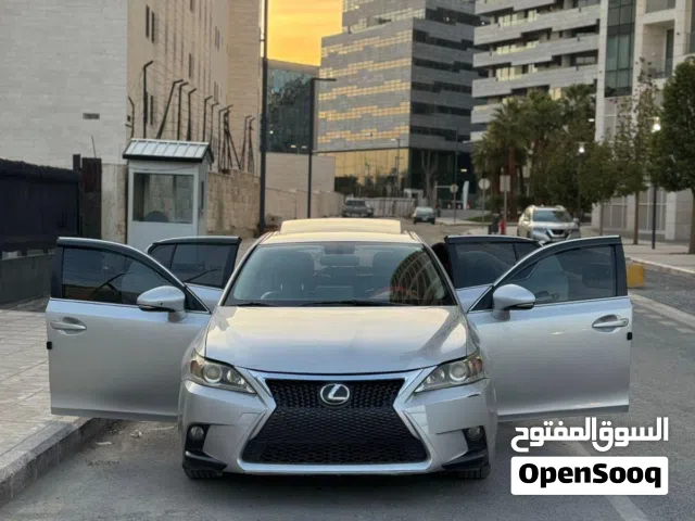 2012 لكزس CT CT 200