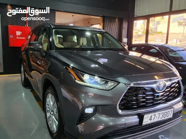 Used Toyota Highlander in Amman