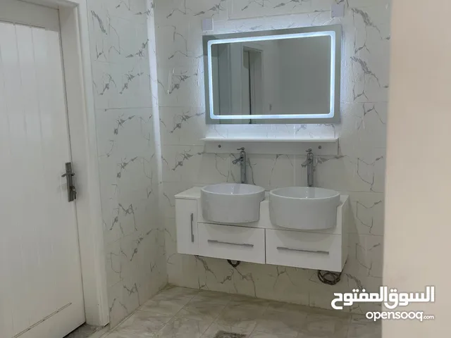 400 m2 More than 6 bedrooms Villa for Rent in Al Ahmadi Wafra residential