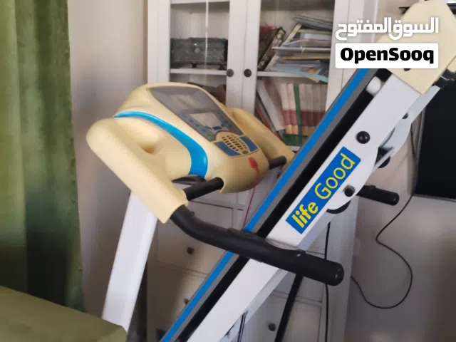 سير رياضي بأفضل حالاته من شركه good laife