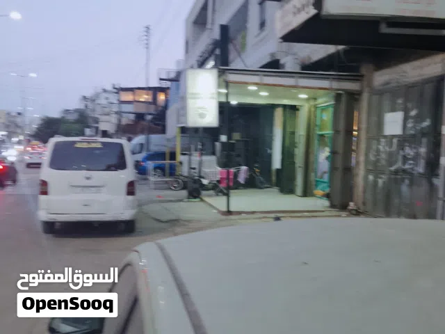 مخزن للاجار او البيع