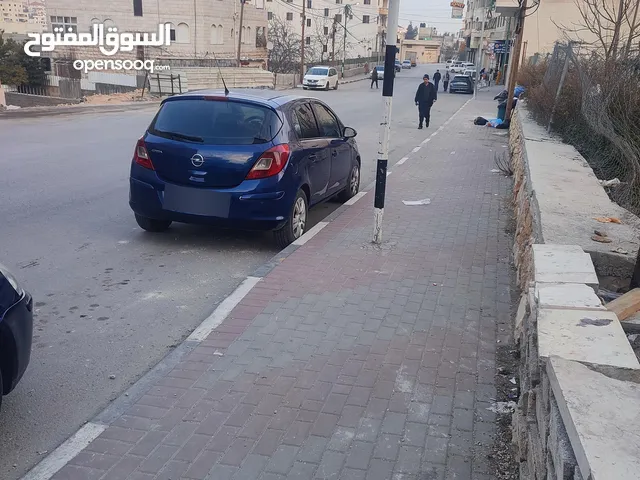 اوبل كورسا 2008 محرك1400 جير عادي السيارة مش ناقصها اشي