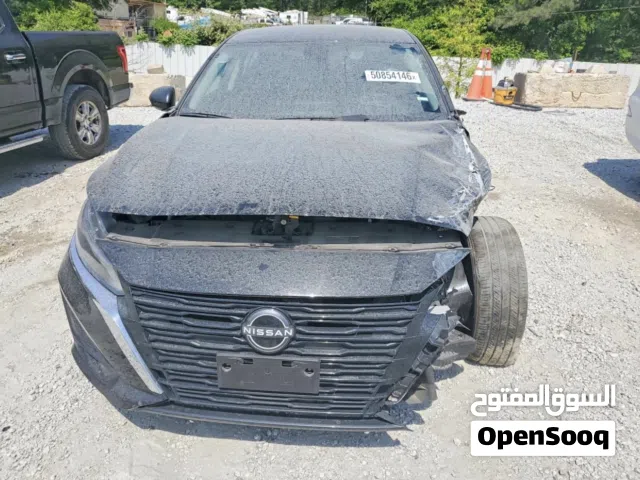2025 نيسان التيما SV