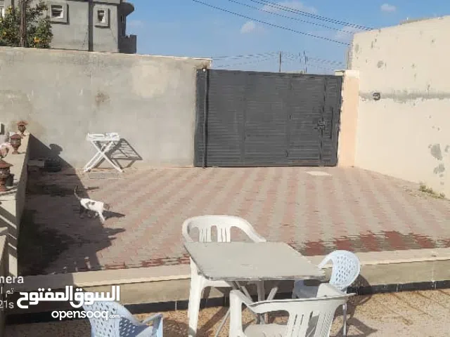 2 Bedrooms Farms for Sale in Tripoli Wadi Al-Rabi