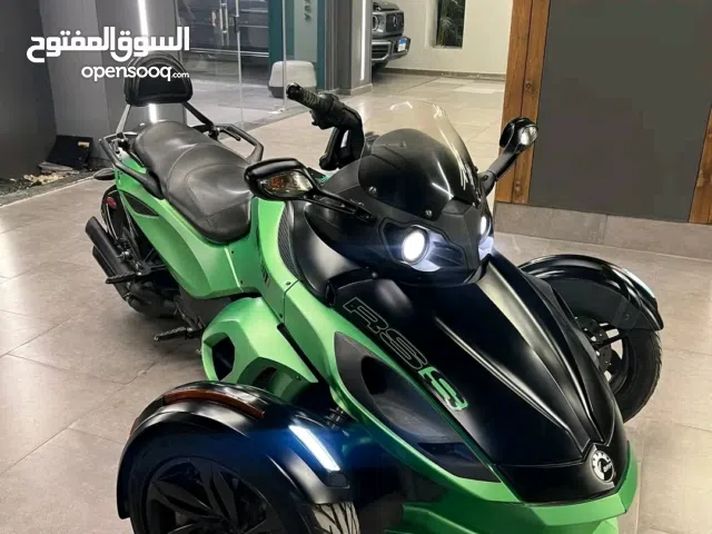 Can-Am Spyder RS-S  1000cc   Model 2013  8,600km عداد