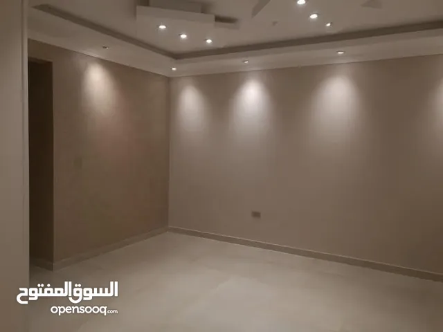مكتب للايجار بالدقي بشارع المساحه الرئيسي 300متر مطلوب 45000