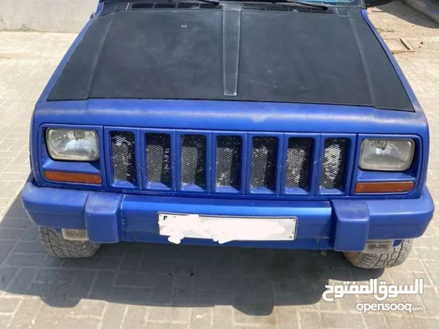 jeep chetokee 2001 sharjah