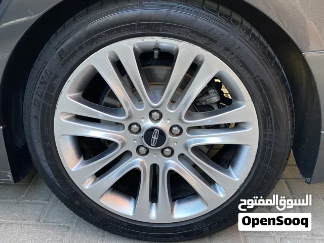 2016 فورد اخرى