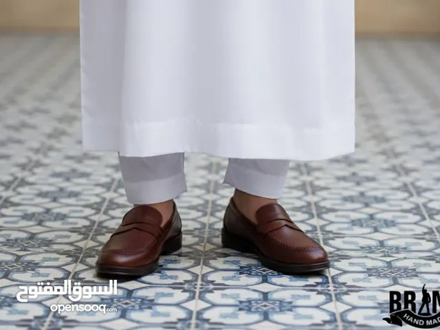 41 Casual Shoes in River Nile