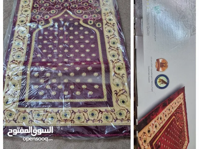 سجادة صلاة كبيرة بحشوة الميموري فوم من شركة مفروشات المطلق