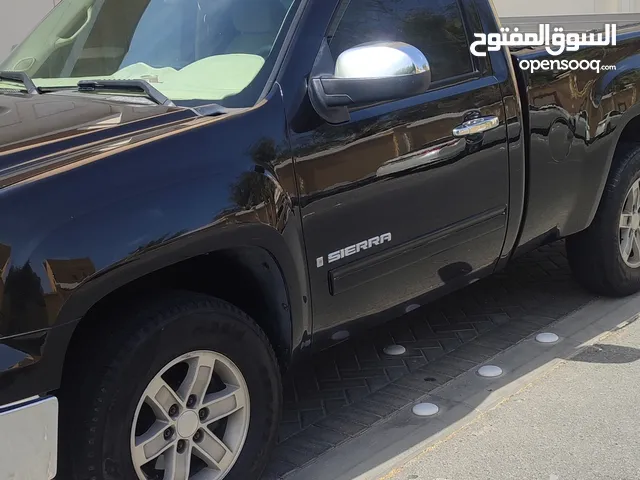 Used GMC Sierra in Southern Governorate