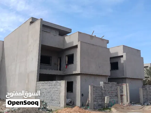 فيلا نصف تشطيب للبيع