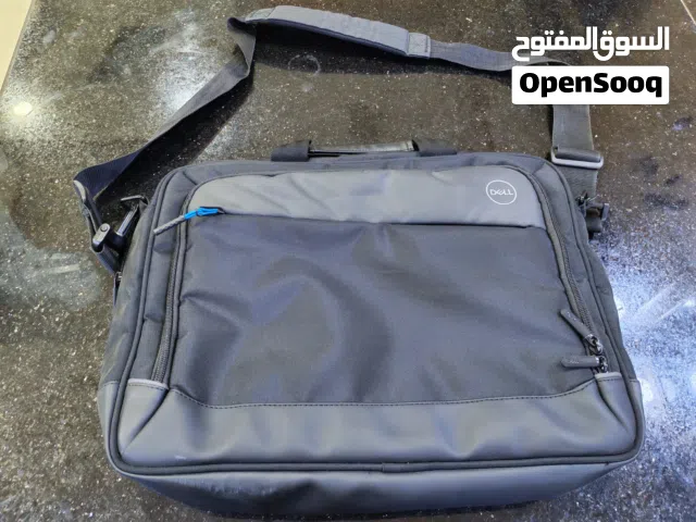 حقيبة Dell Pro Briefcase 15 هي من الحقائب العملية جداً والمشهورة في الأردن.