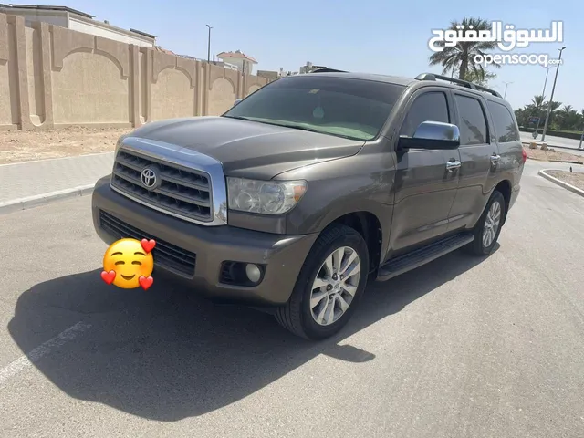 تيوتا سيكويا للبيع اول مالك من وكالة سيارة وكالة الموقع العين
