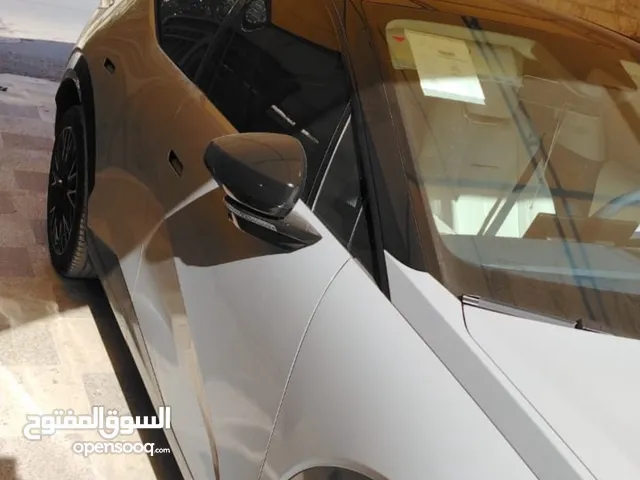 زيكر موديل 2025