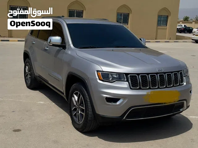 2019 جيب جراند شيروكى Limited