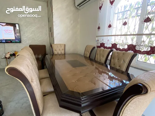 طاولة سفرة خشب
