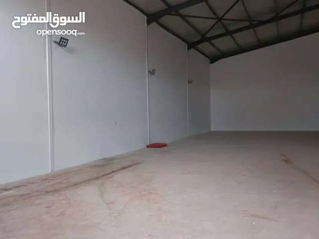 مخزن جديد في منطقة السبعة للايجار.. اقرأ الإعلان اكويس