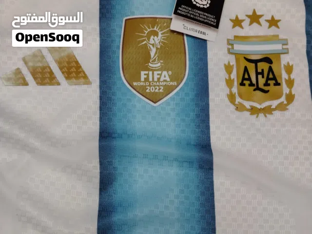 تشيرت منتخب الأرجنتين
