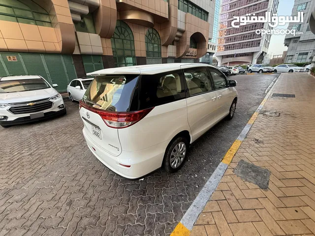 تويوتا بريفيا خليجي بحاله ممتازه