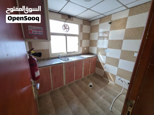 غرفة وصالة