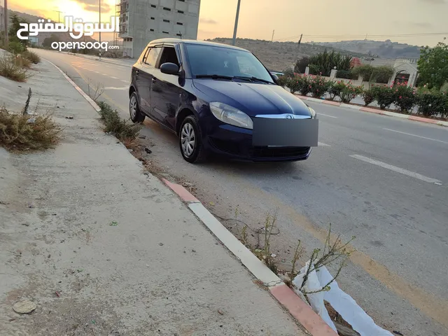 سكودا فابيا بنزين جير عادي 2014