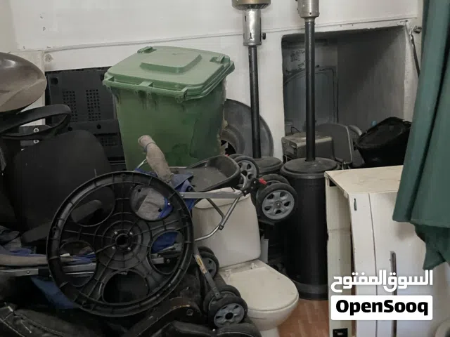 بضاعة محل اثاث للبيع البيع كامل
