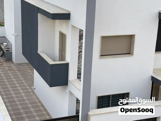 منزل دورين ومحلق