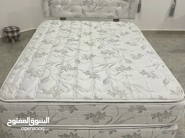 سرير مفرد ماركة Sleep Fine مع المرتبة مريح جداً بحالة ممتازة