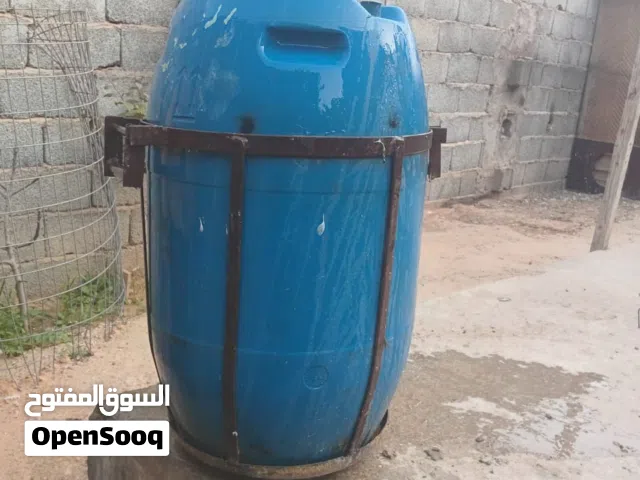 برميل بلستك حاملة حديد