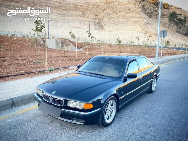 Bmw موديل 2000 بحاله ممتازة 740