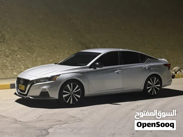 Used Nissan Altima in Al Batinah