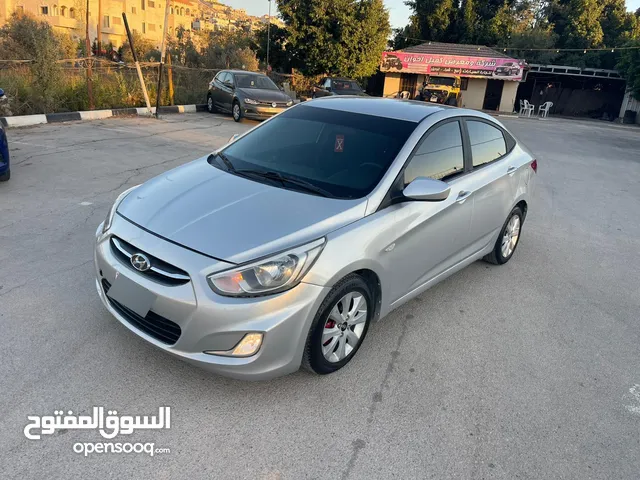 هونداي اكسنت ديزل ترخيص 2015