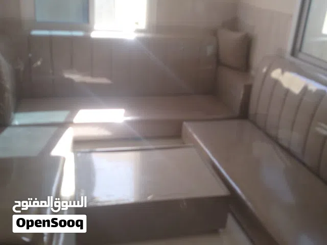 غنفات شبه جديده مستخدمه كم شهر ونظيفه جداً