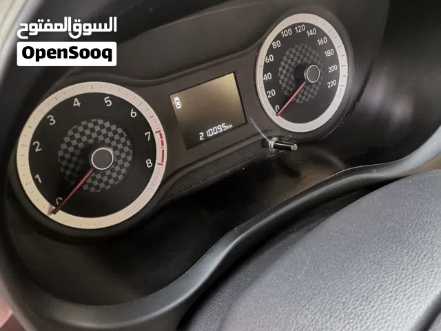 2022 هيونداي i10 Standard